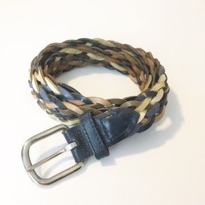 ✨ MAKE OFFER ✨ VINTAGE NEUTRAL LEATHER WOVEN BELT